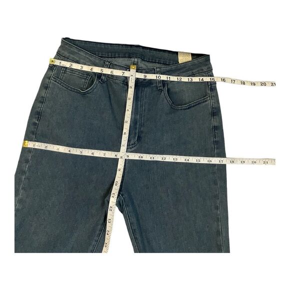 SHEIN Women’s Blue High-Rise Frayed Flare Jeans Size 32 - Picture 9 of 13